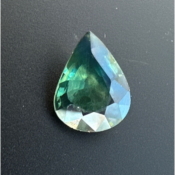 0.96 Carats Natural Sapphire Fine Grade - Picture 11 of 17